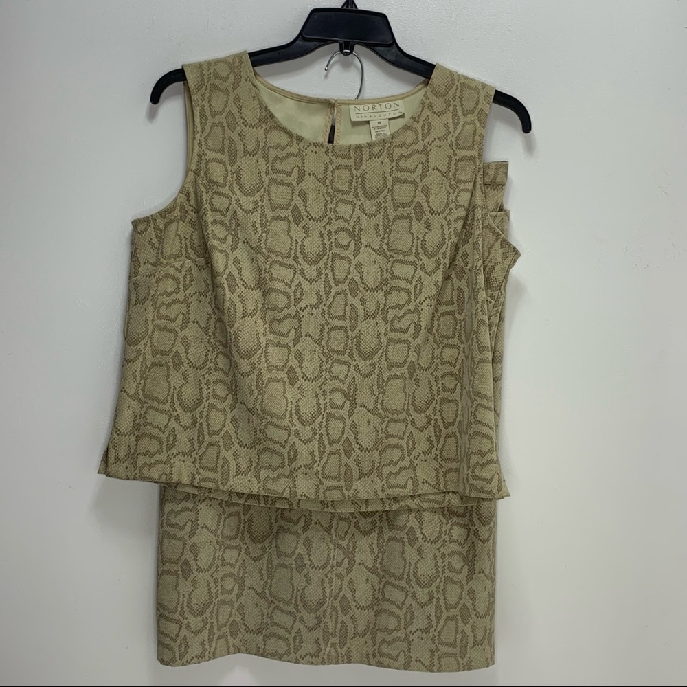 INorton mcNaughton Snake Print suit set
